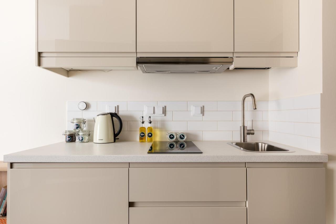 Pawia 51 - Comfort Studio By Noclegi Renters Warszawa Zewnętrze zdjęcie
